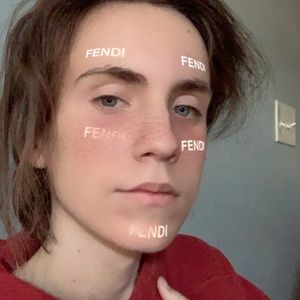 Meet your Posher, Connor